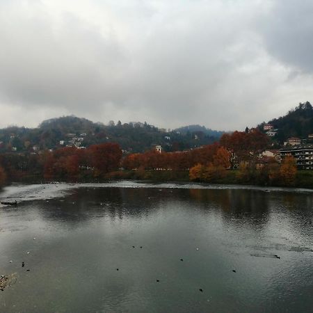 Appartamento Lungo Fiume Torino Esterno foto